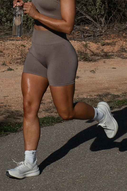 Timeless 5 Inch Shorts - Taupe Gray