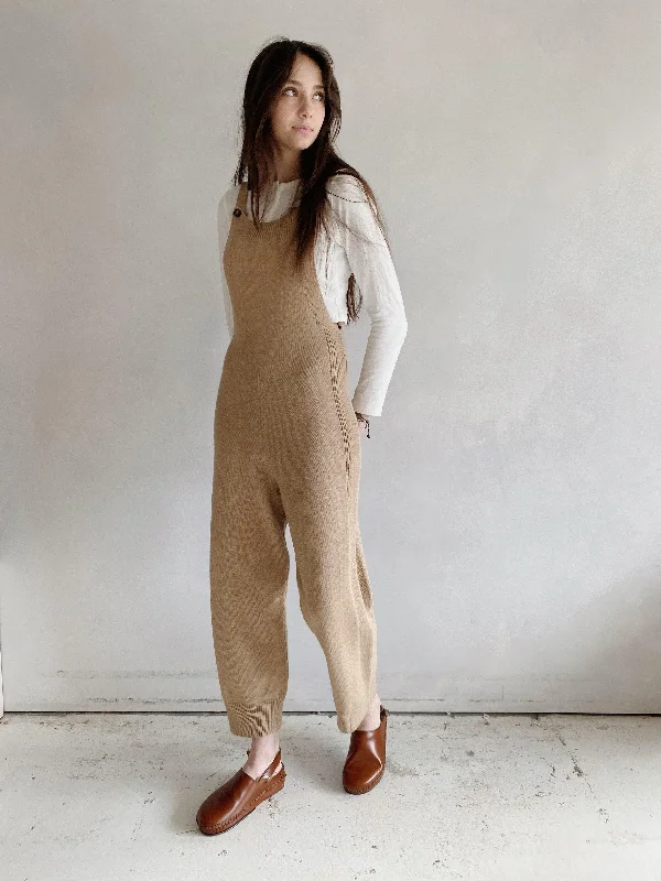 nadi knit overalls in camel